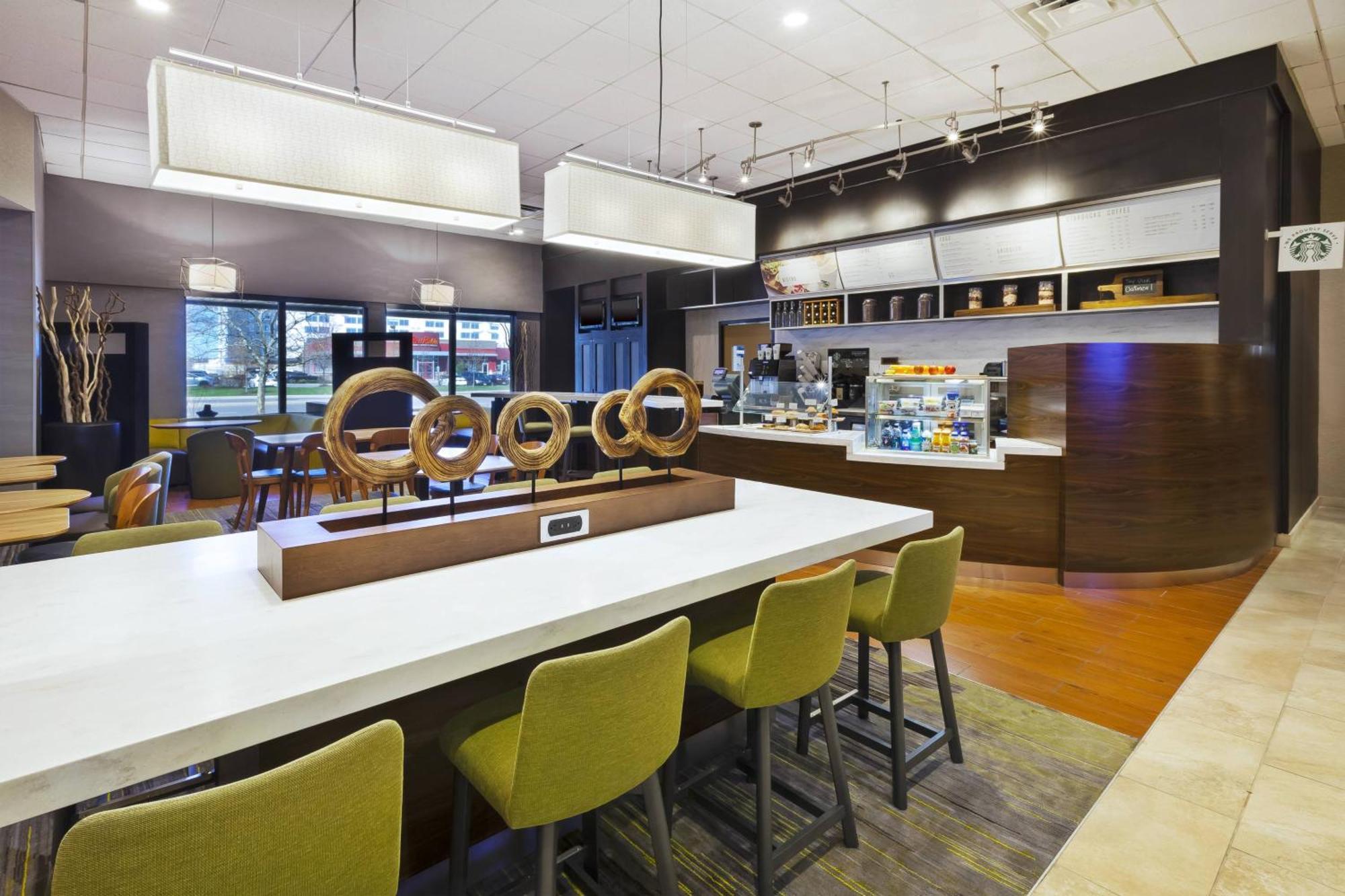 Отель Courtyard By Marriott Secaucus Meadowlands Экстерьер фото