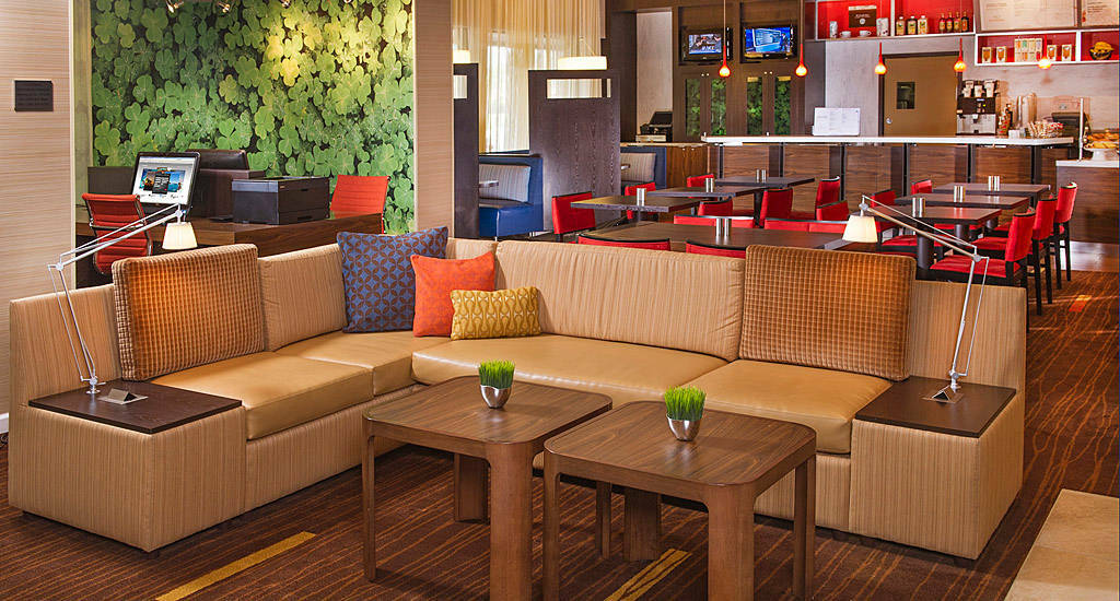 Отель Courtyard By Marriott Secaucus Meadowlands Экстерьер фото